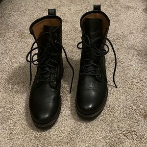 Frye Veronica Combat